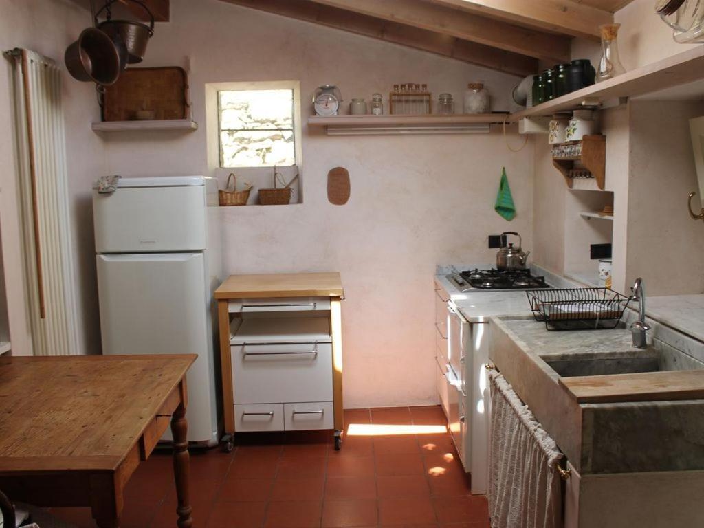 Cottage La Casa Del Pittore Reggimonti 외부 사진