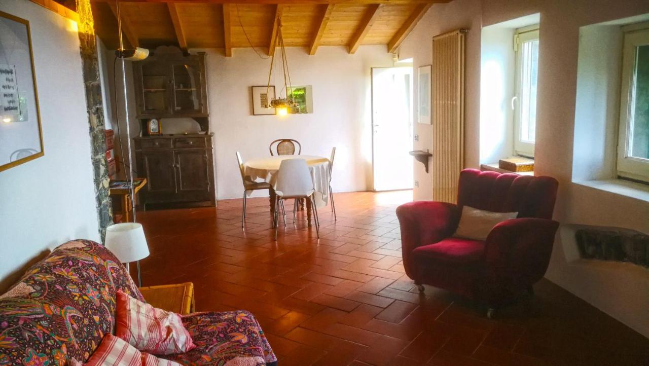 Cottage La Casa Del Pittore Reggimonti 외부 사진