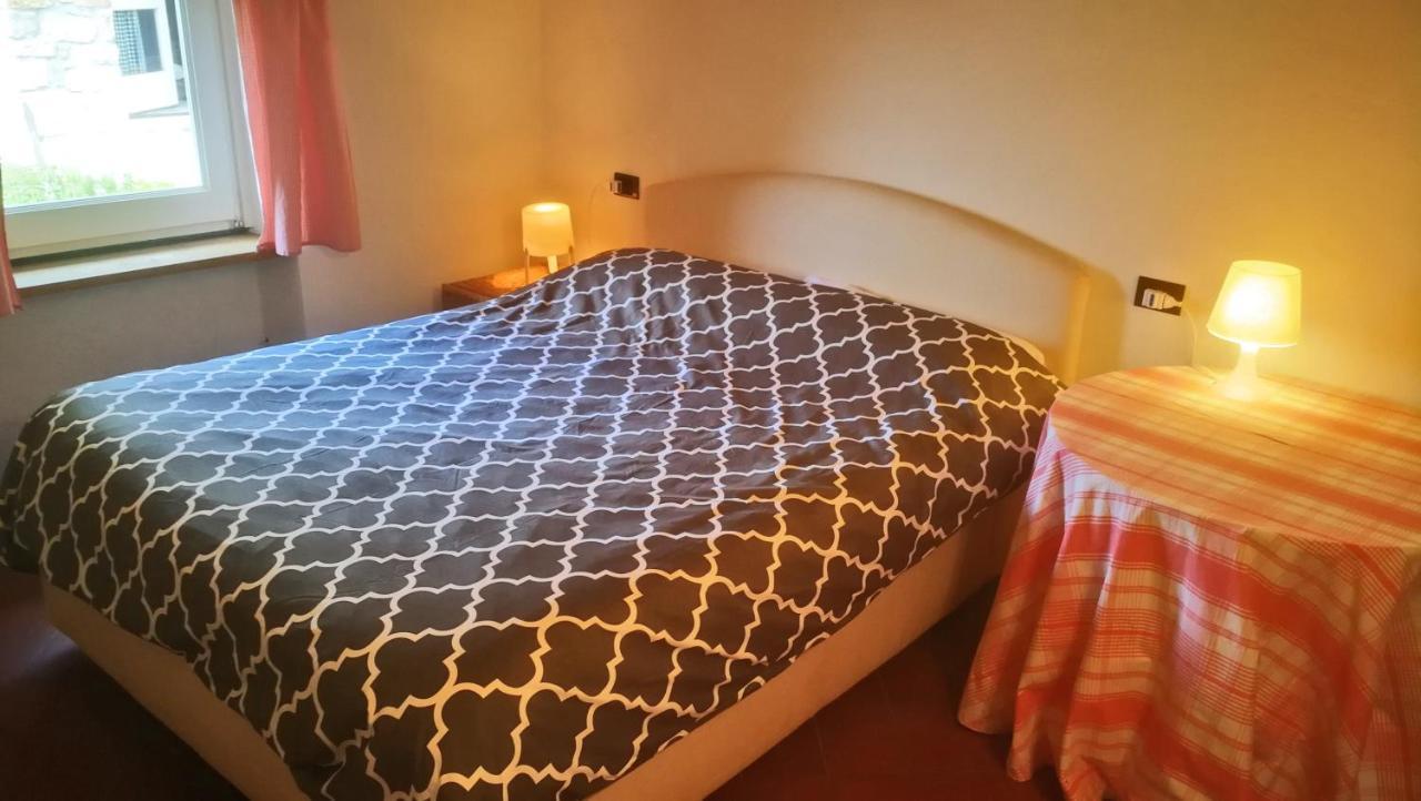 Cottage La Casa Del Pittore Reggimonti 외부 사진